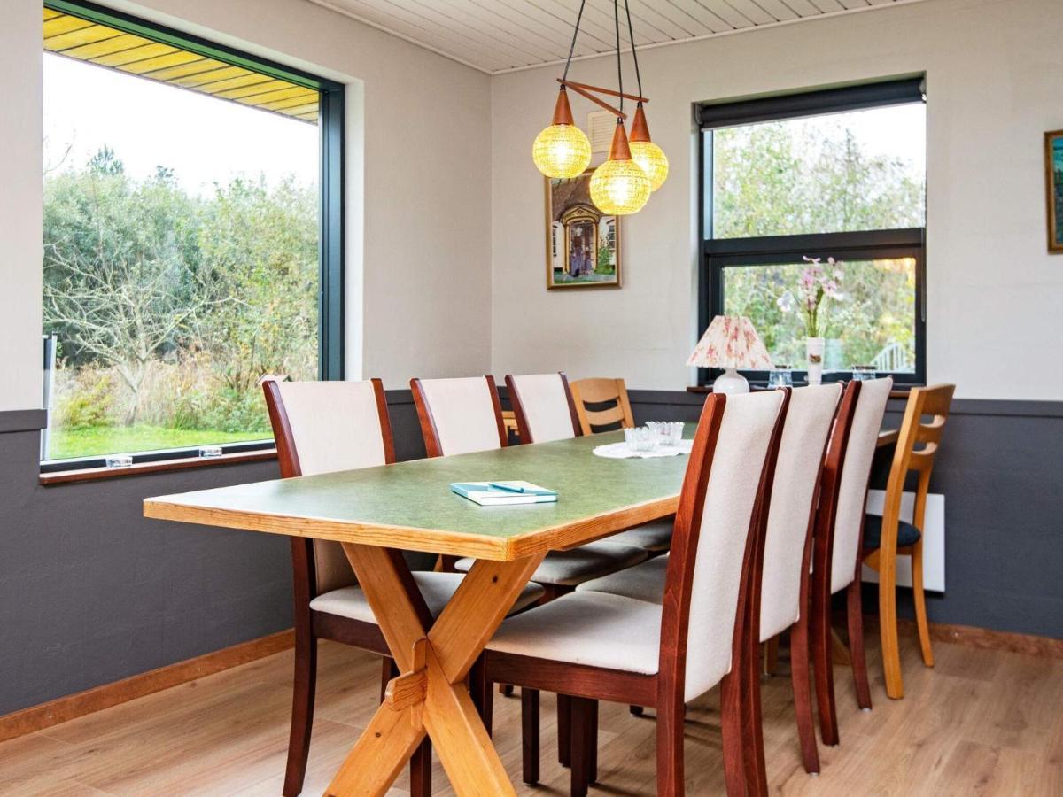 8 Person Holiday Home In R M Lakolk Ngoại thất bức ảnh